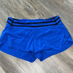 Lululemon speed up shorts 2.5 size 6 royal blue